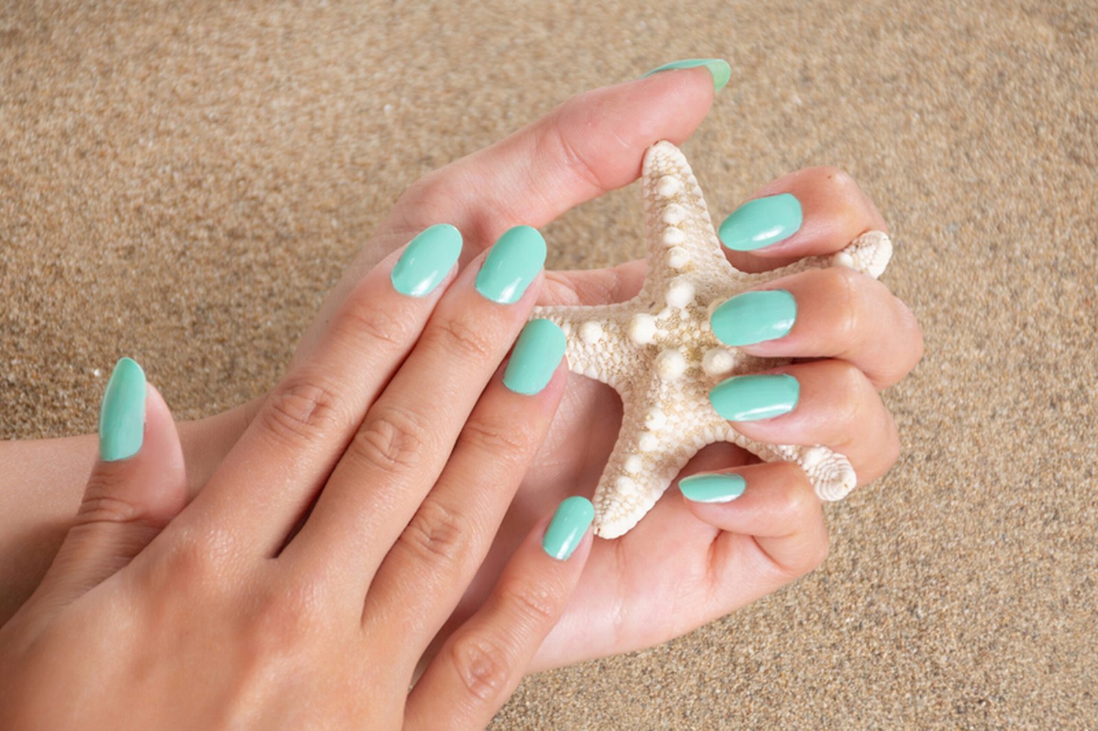 Lumi nail design